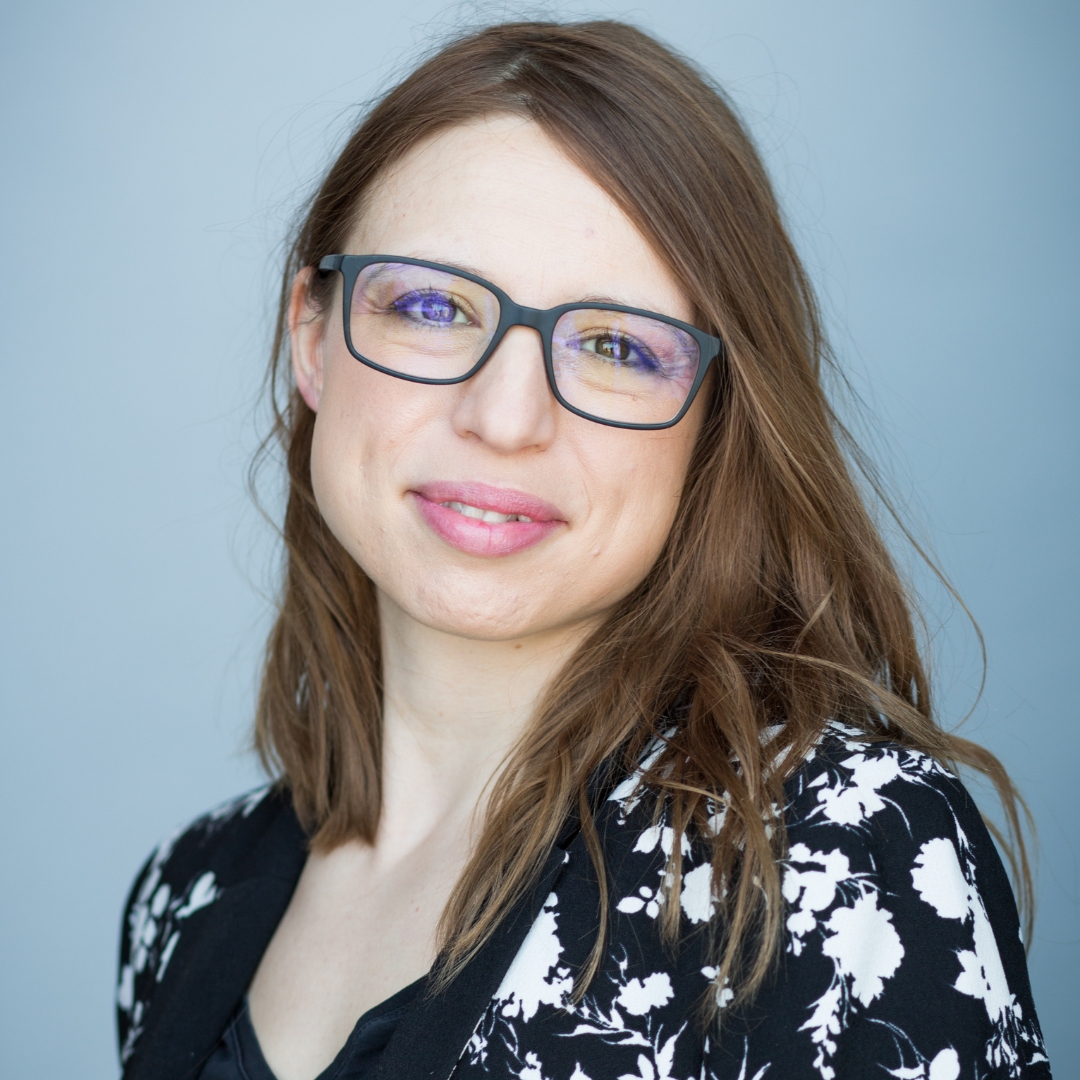 Hannah Lynn Multi-Genre award winning novelist